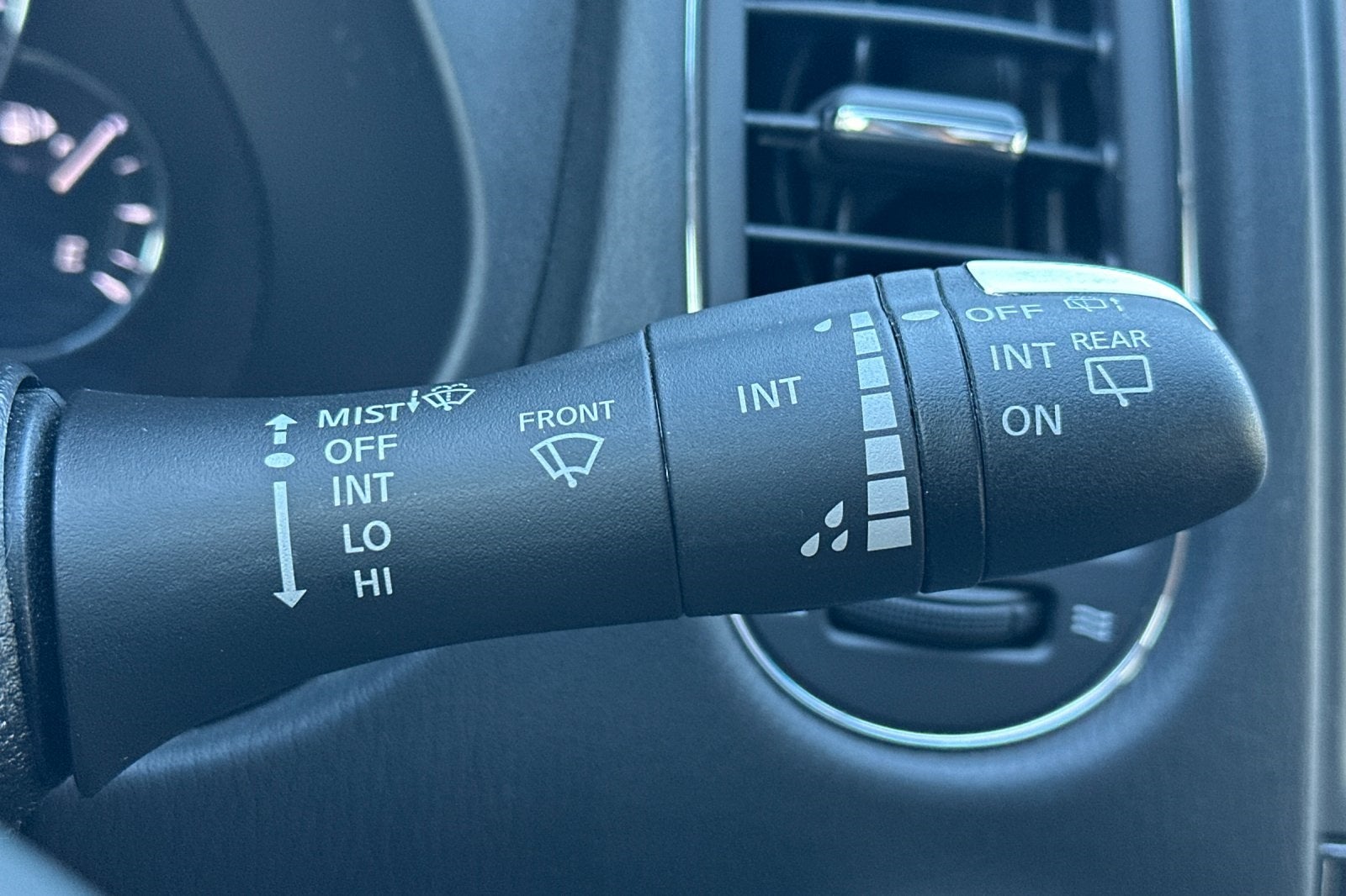 2017 INFINITI QX50 Base