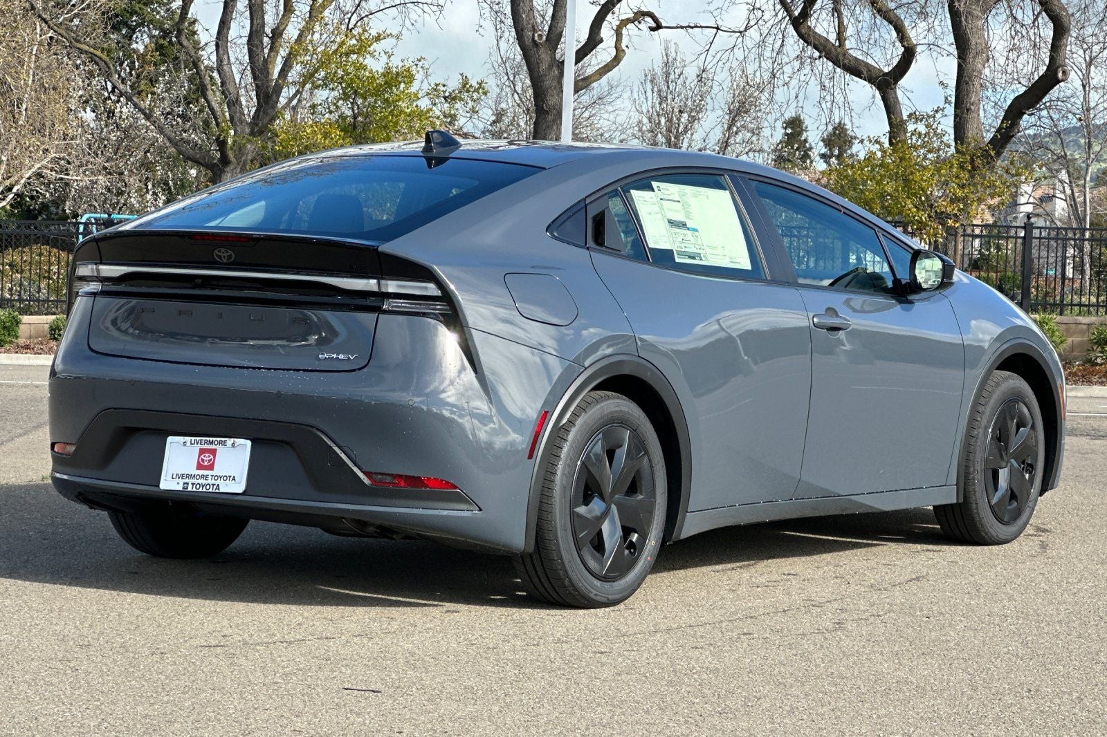 2026 Toyota Prius Plug-In Hybrid SE