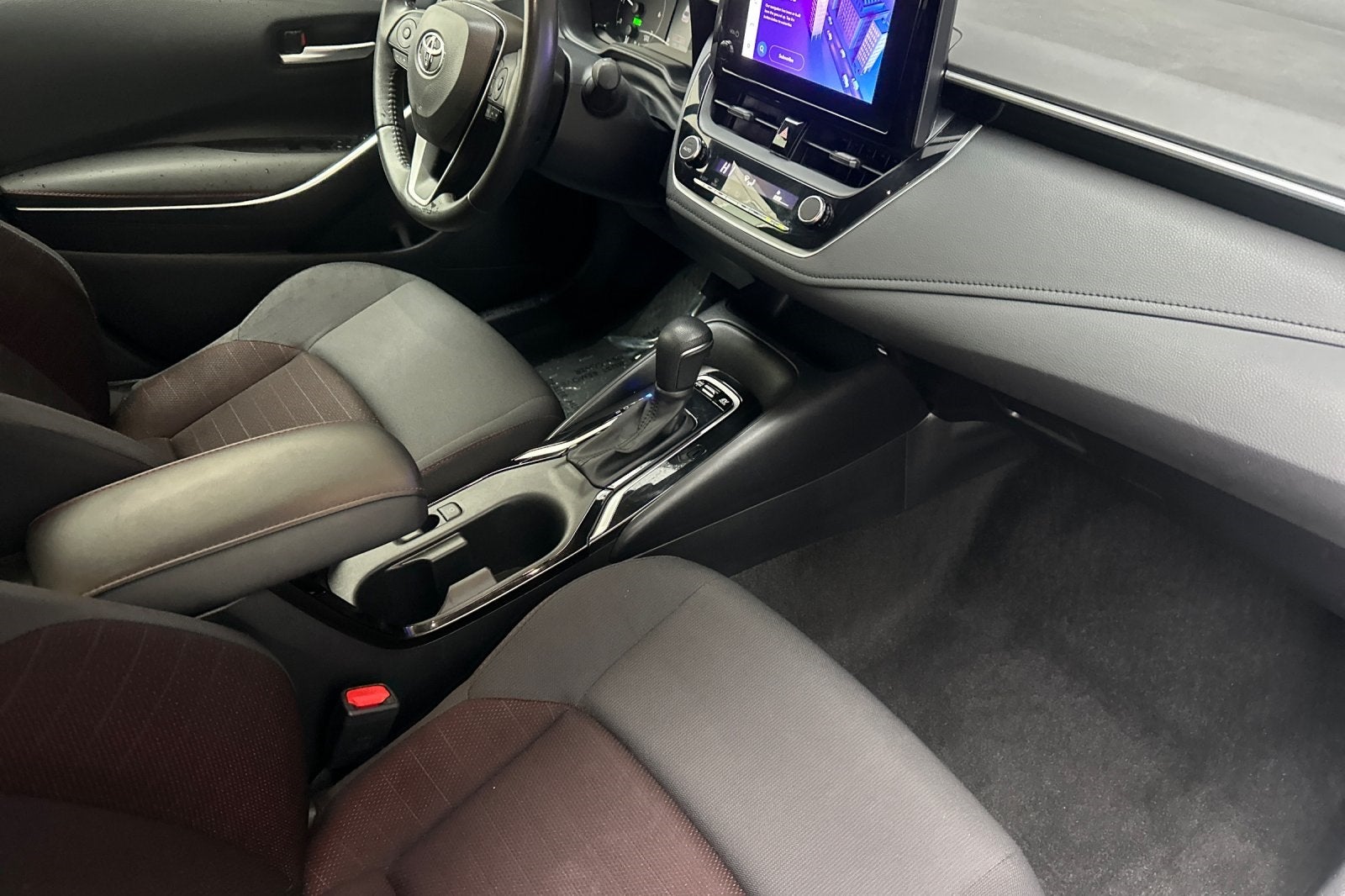 2024 Toyota Corolla Hybrid SE