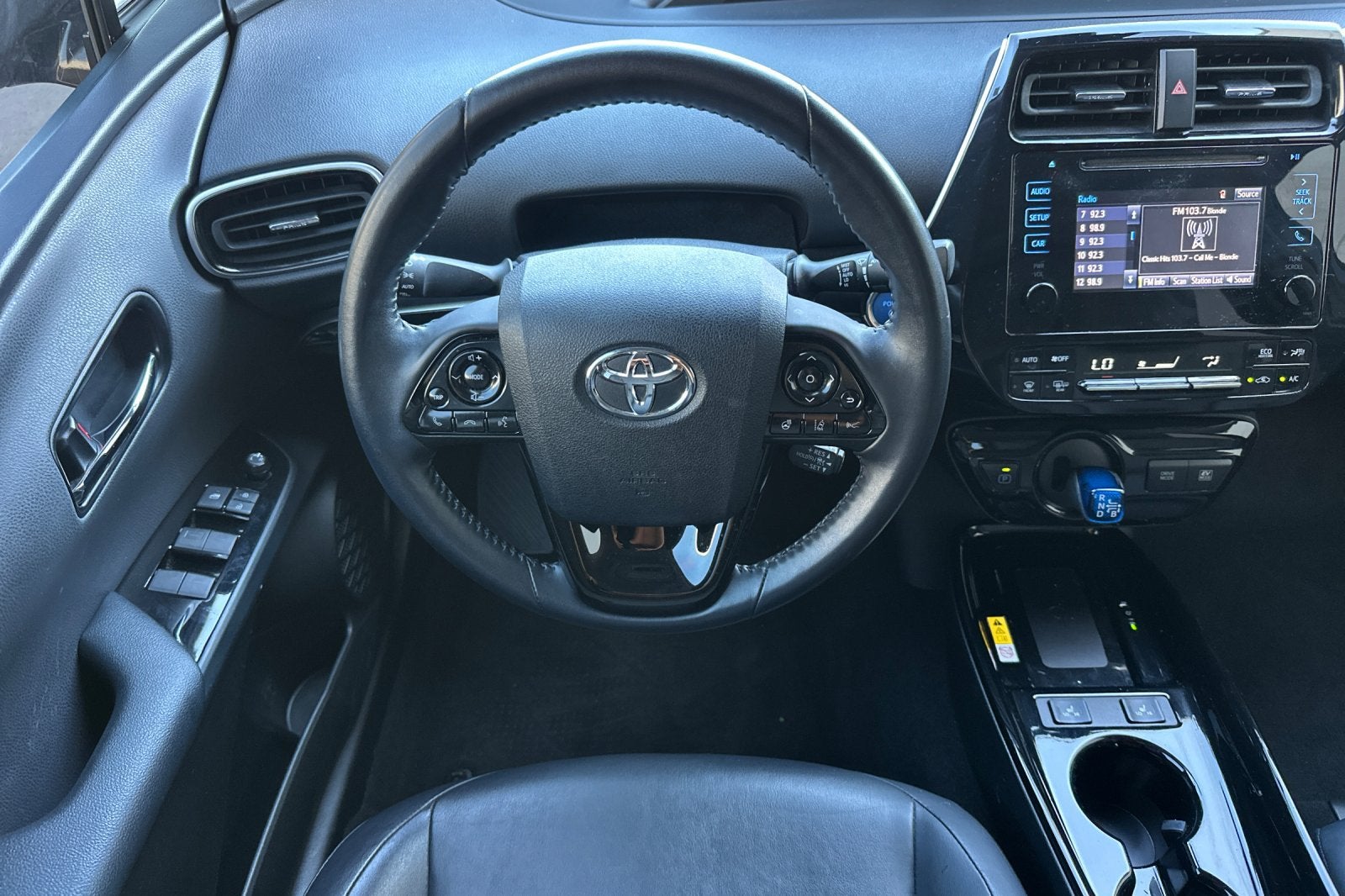 2019 Toyota Prius XLE