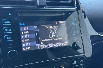 2019 Toyota Prius XLE