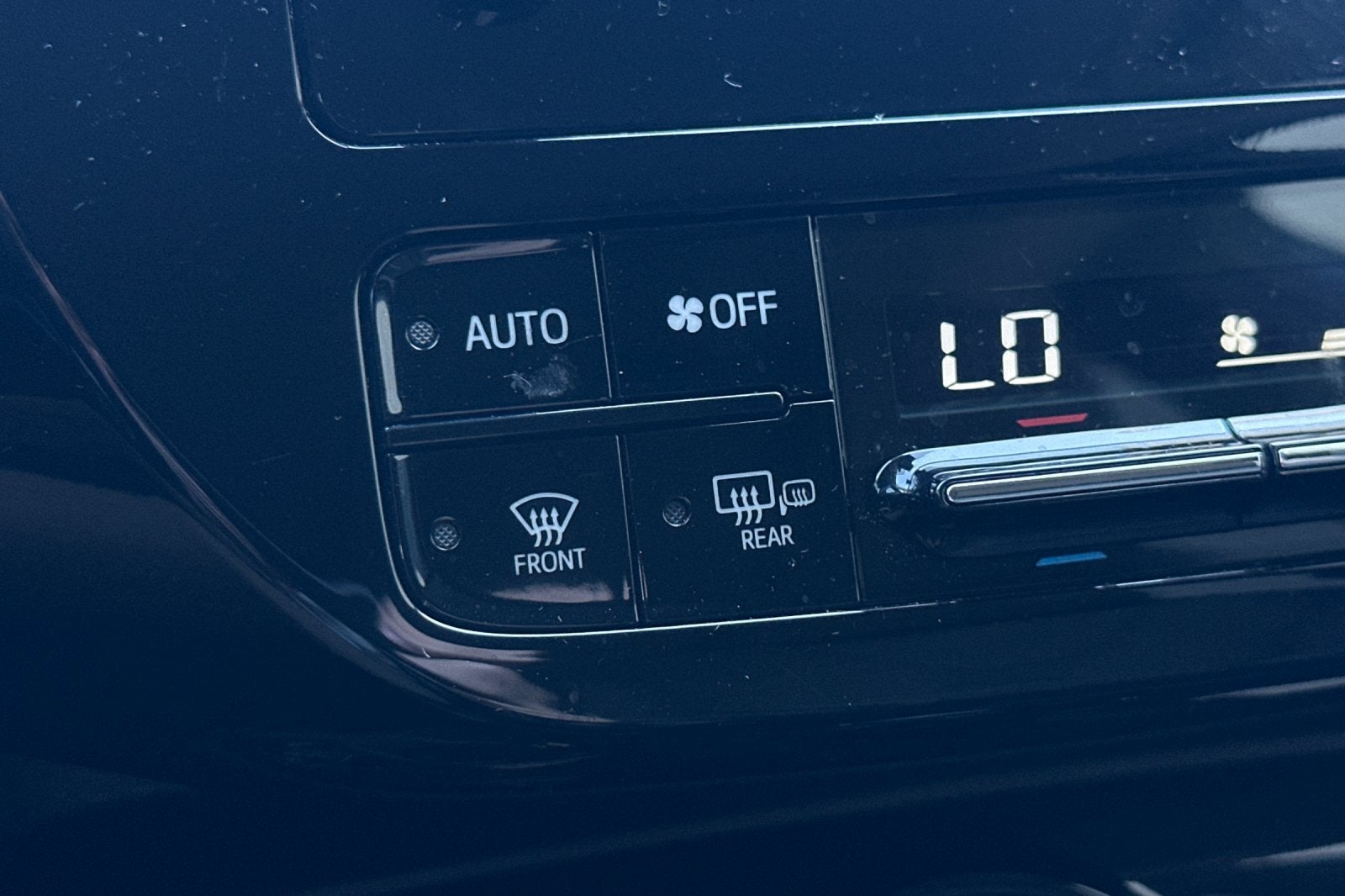 2019 Toyota Prius XLE