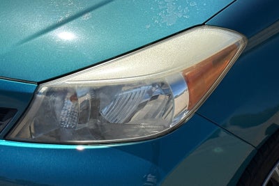 2012 Toyota Yaris LE