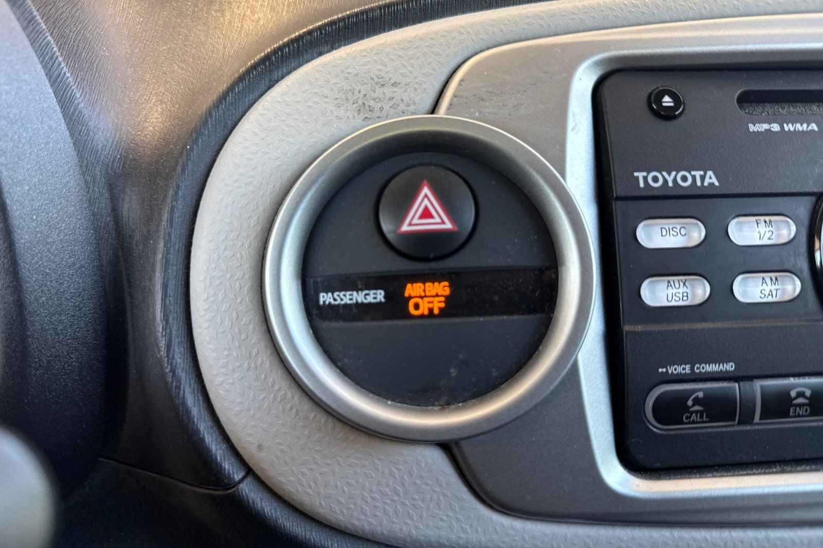 2012 Toyota Yaris LE