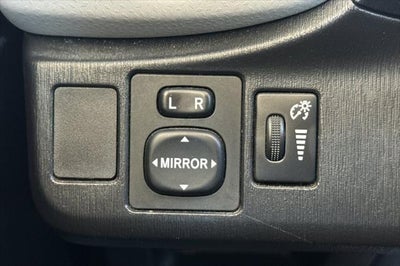2012 Toyota Yaris LE