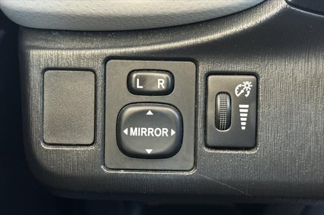 2012 Toyota Yaris LE