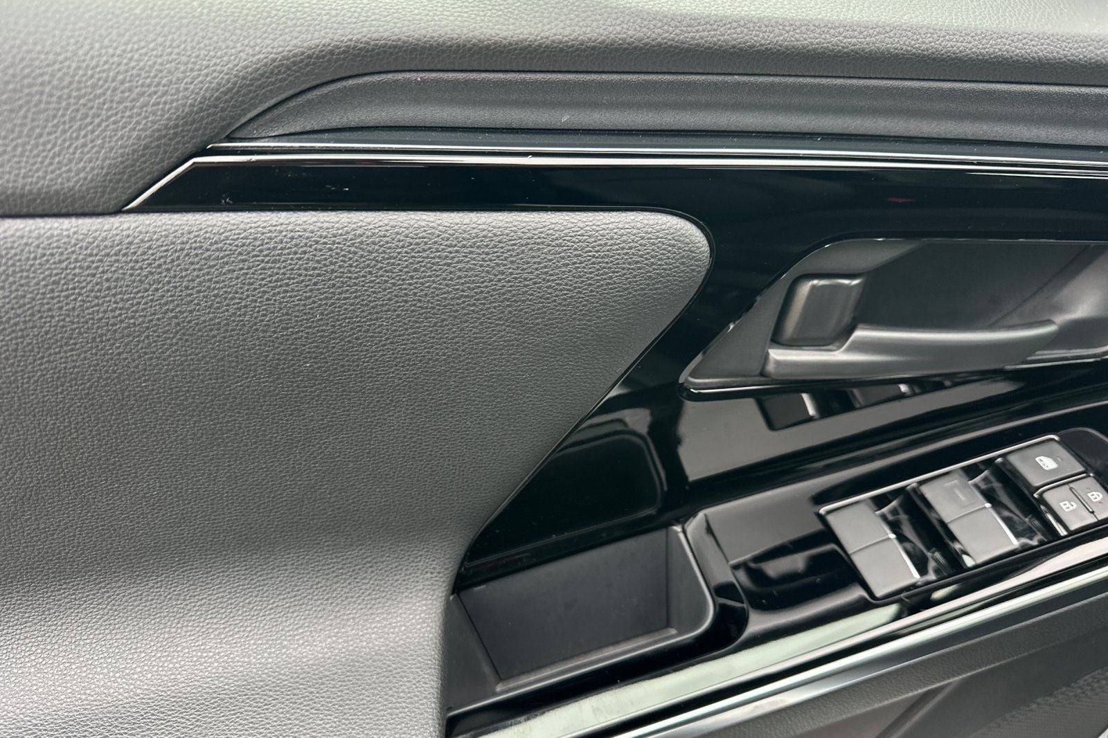 2023 Toyota bZ4X Limited