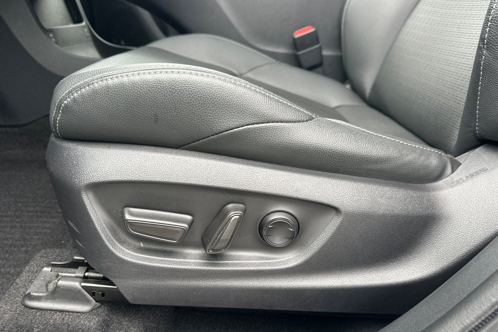 2023 Toyota bZ4X Limited