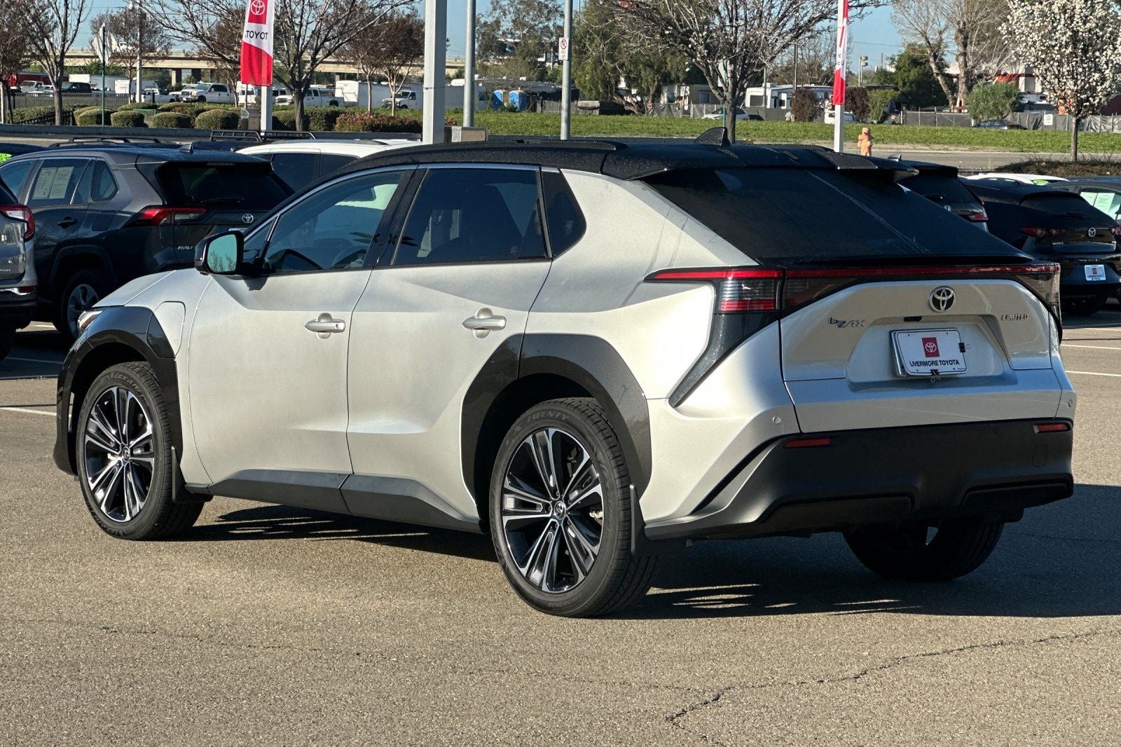 2023 Toyota bZ4X Limited