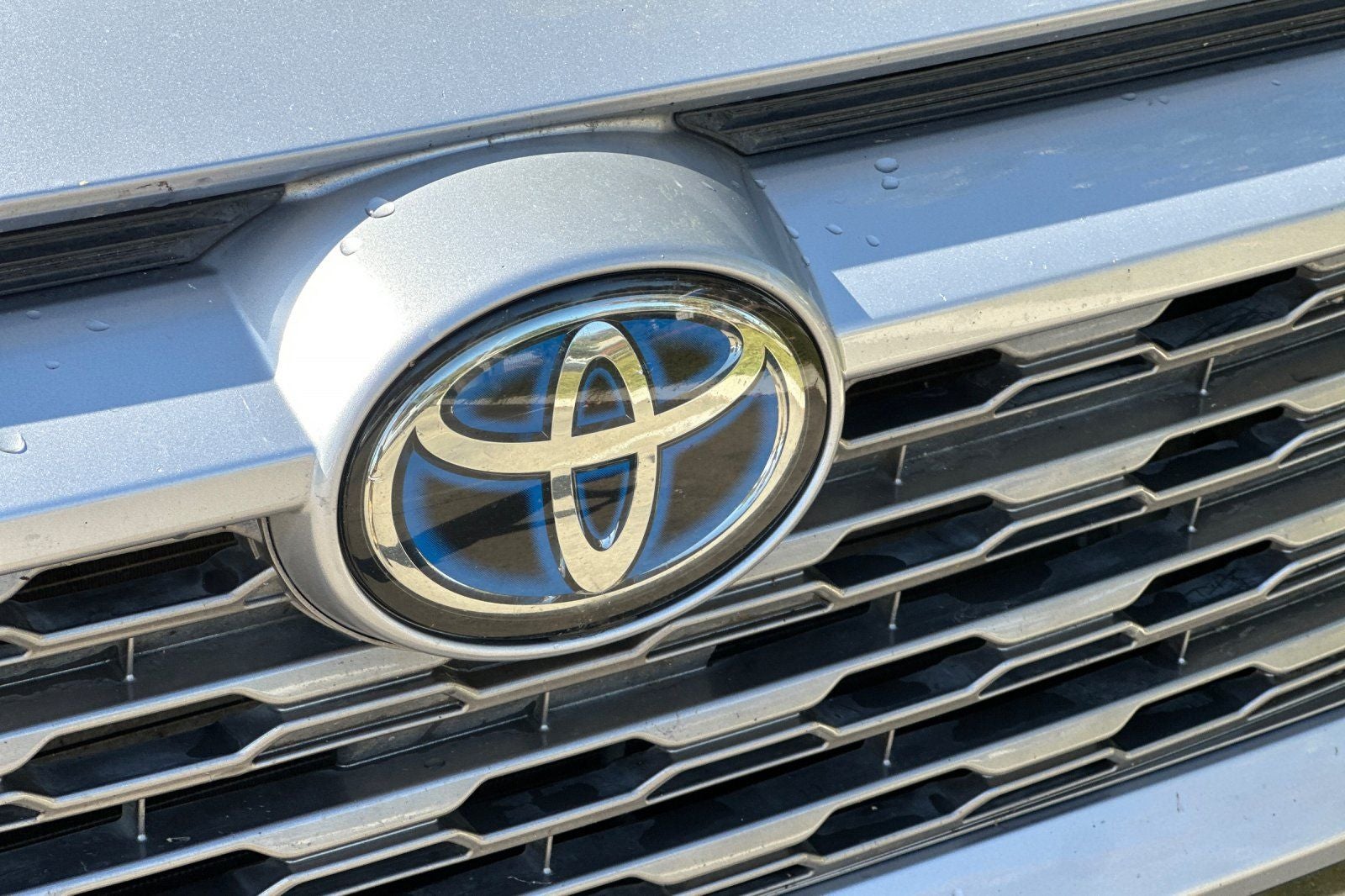 2019 Toyota RAV4 Hybrid XSE