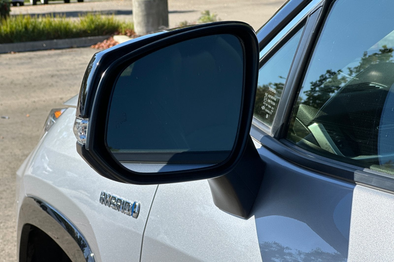 2019 Toyota RAV4 Hybrid XSE