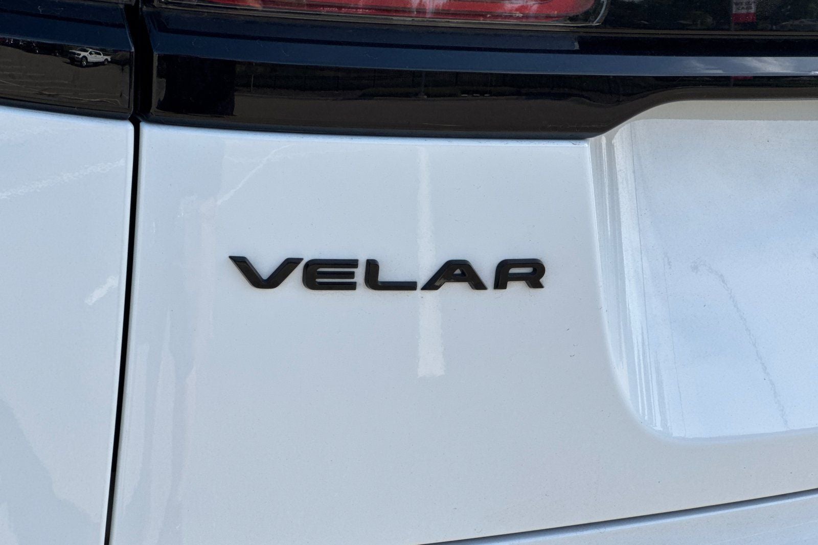 2022 Land Rover Range Rover Velar P250 R-Dynamic S