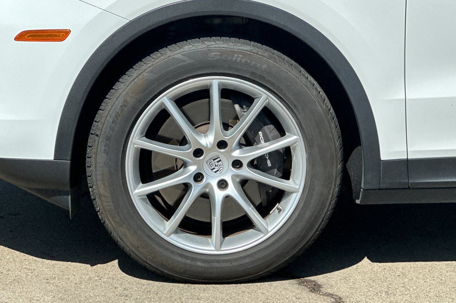 2024 Porsche Cayenne Base