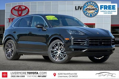 2025 Porsche Cayenne Base