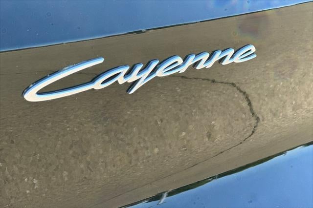 2025 Porsche Cayenne Base