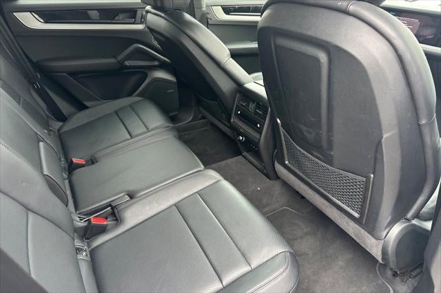 2024 Porsche Cayenne Base