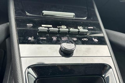 2024 Porsche Cayenne Base