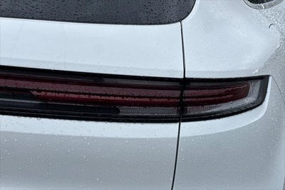 2024 Porsche Cayenne Base