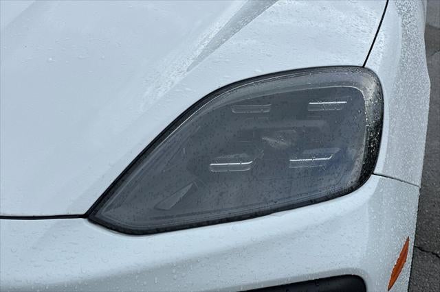 2024 Porsche Cayenne Base