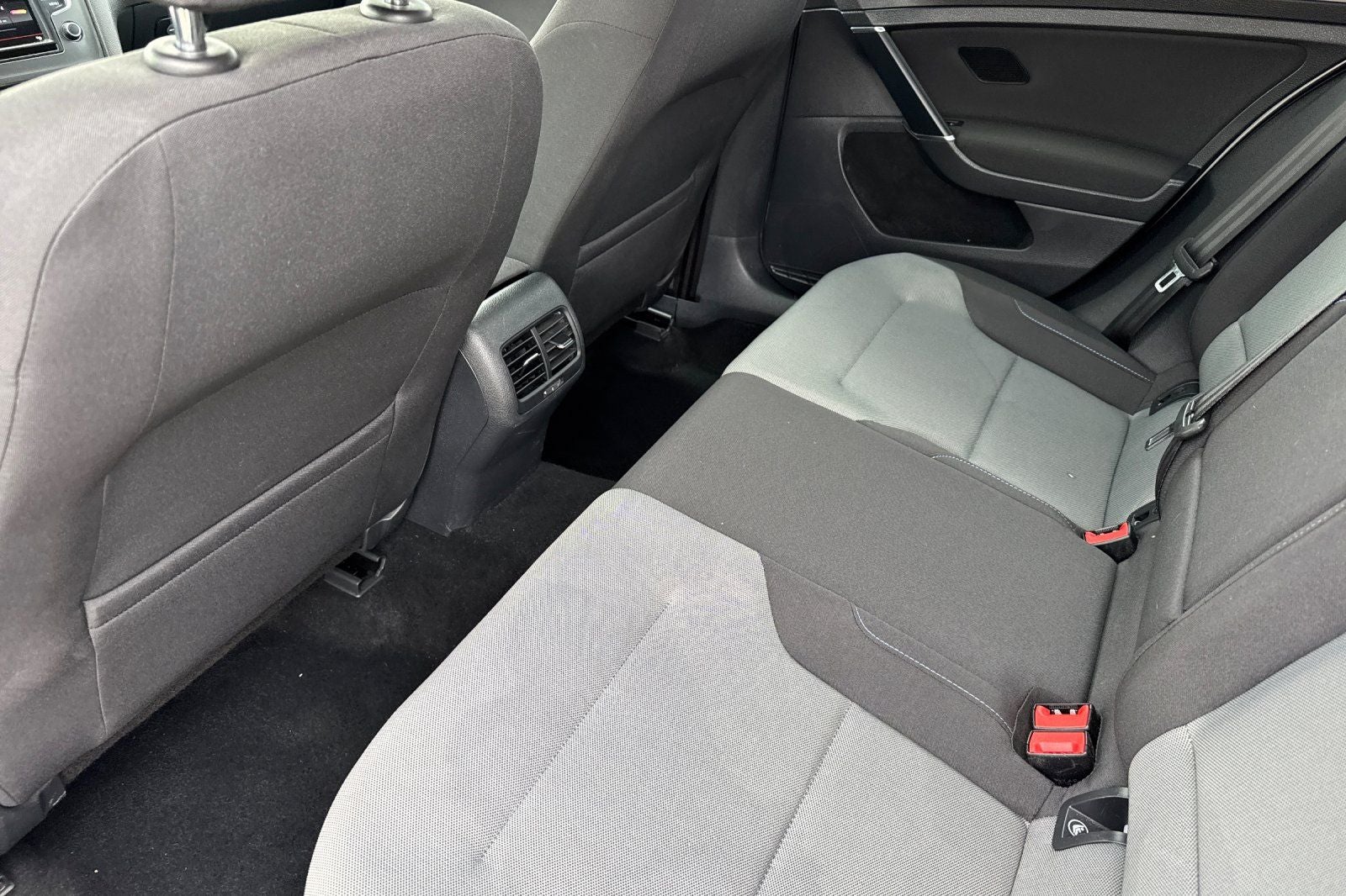 2016 Volkswagen e-Golf SE