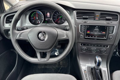 2016 Volkswagen e-Golf SE