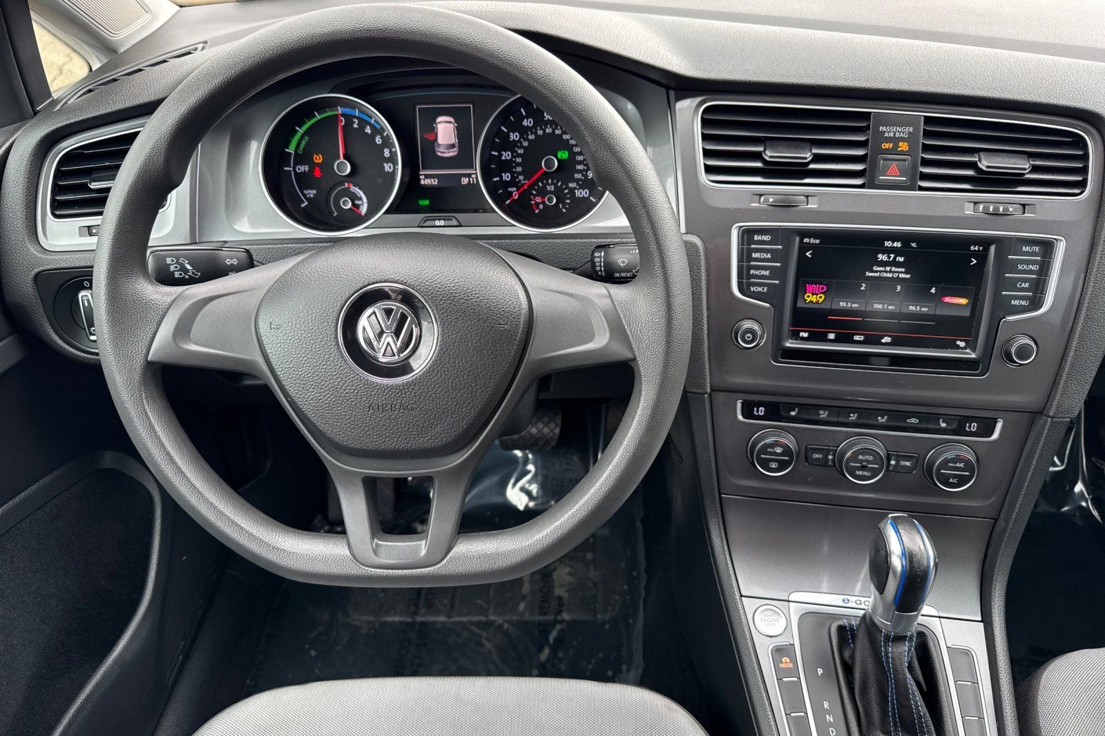 2016 Volkswagen e-Golf SE