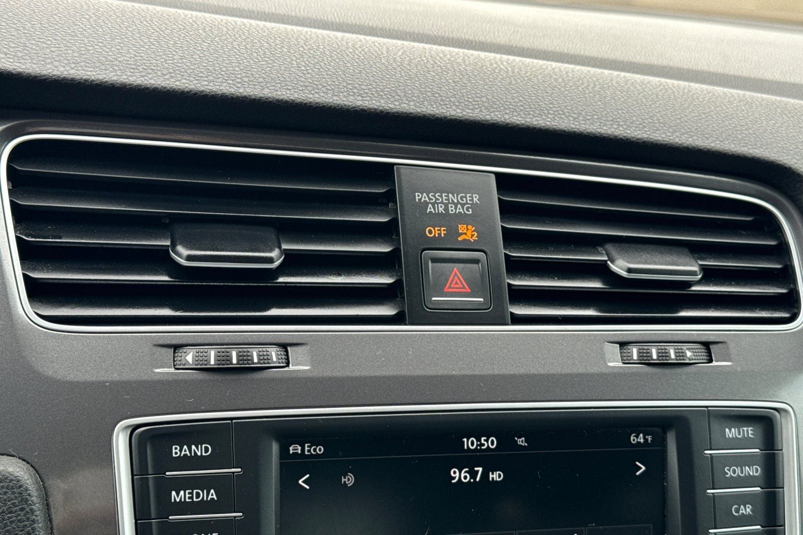 2016 Volkswagen e-Golf SE