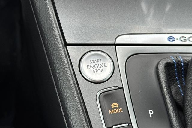 2016 Volkswagen e-Golf SE