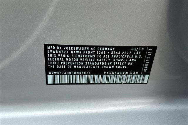 2016 Volkswagen e-Golf SE