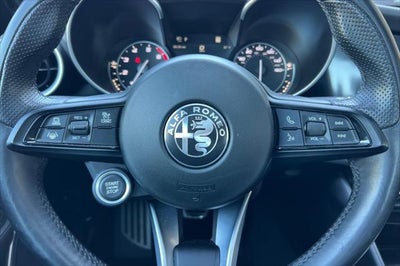 2022 Alfa Romeo Giulia Ti