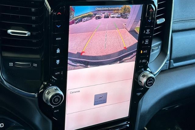 2025 RAM 1500 Laramie Crew Cab 4x4 5'7" Box