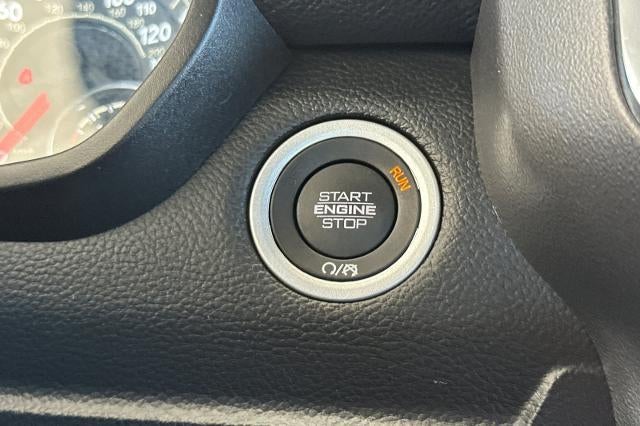 2025 RAM 1500 Laramie Crew Cab 4x4 5'7" Box