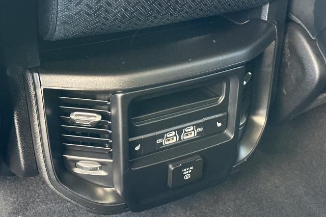 2025 RAM 1500 Laramie Crew Cab 4x4 5'7" Box