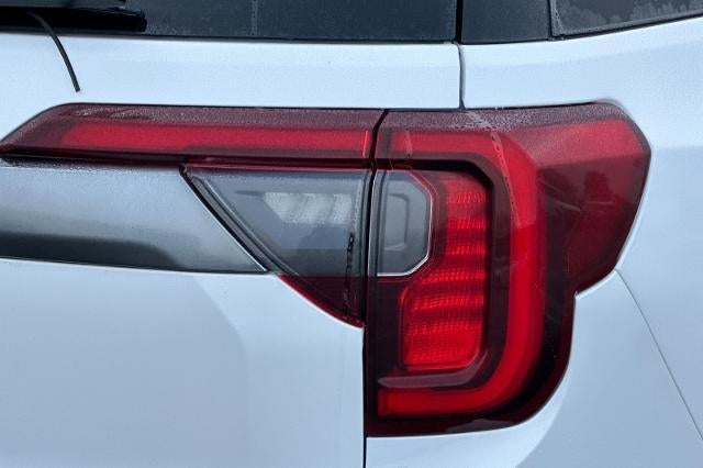 2022 GMC Acadia AT4
