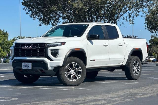 2023 GMC Canyon AT4