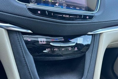 2017 Cadillac XT5 Luxury AWD