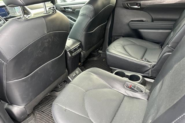 2022 Toyota Highlander Hybrid Limited