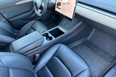 2021 Tesla Model 3 Standard Range Plus Rear-Wheel Drive