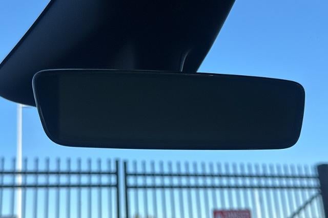 2025 Tesla Model Y Performance