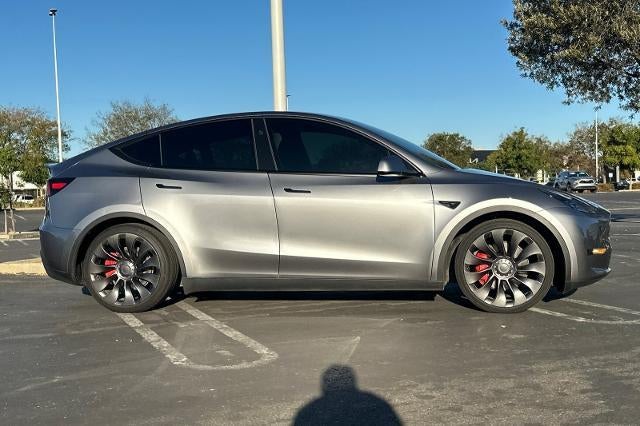 2025 Tesla Model Y Performance