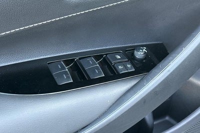 2022 Toyota Corolla Hatchback SE