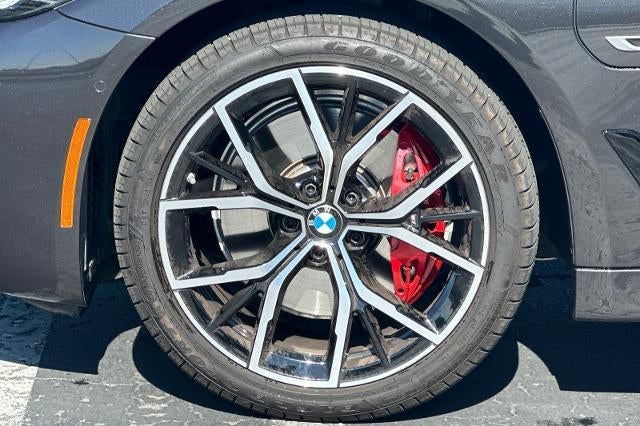 2023 BMW 530e 530e