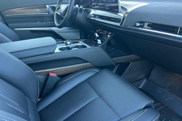 2026 Cadillac VISTIQ Sport