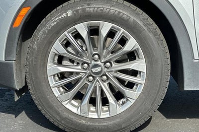 2024 Cadillac XT4 Premium Luxury