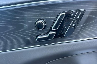 2025 Cadillac LYRIQ Luxury 1