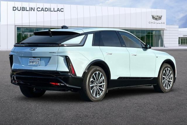 2024 Cadillac LYRIQ Sport 2
