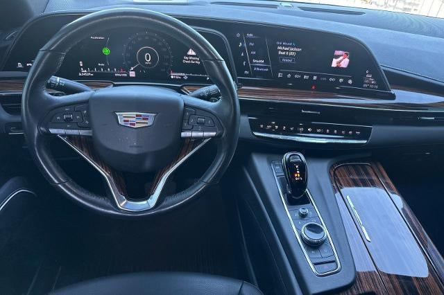 2022 Cadillac Escalade Luxury