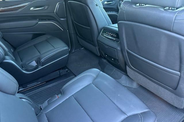 2022 Cadillac Escalade Luxury