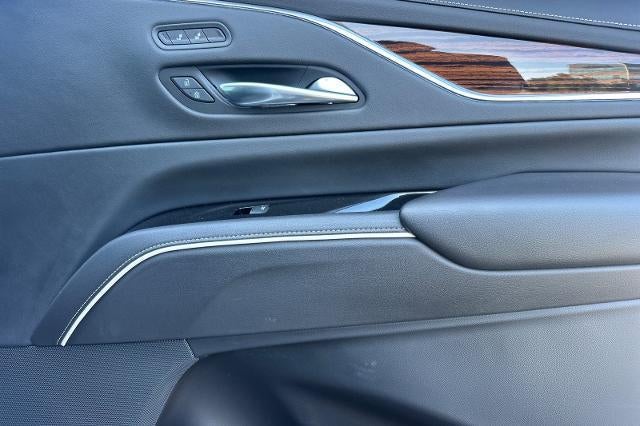2022 Cadillac Escalade Luxury