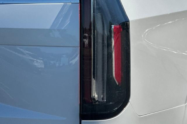 2022 Cadillac Escalade Luxury
